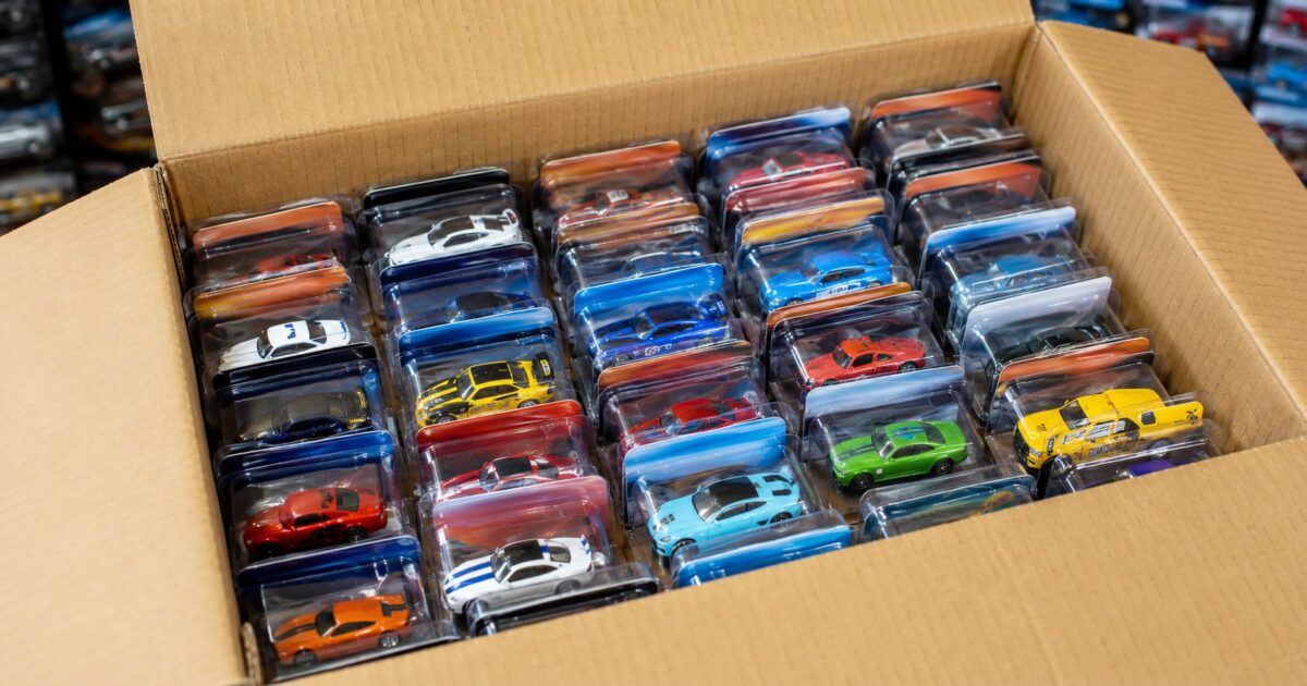 Hot Wheels Case Codes, Chase Cars & New Releases Explained