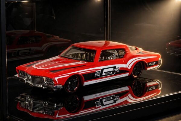 Hot Wheels ’71 Buick Riviera review: the strangest shape on my shelf