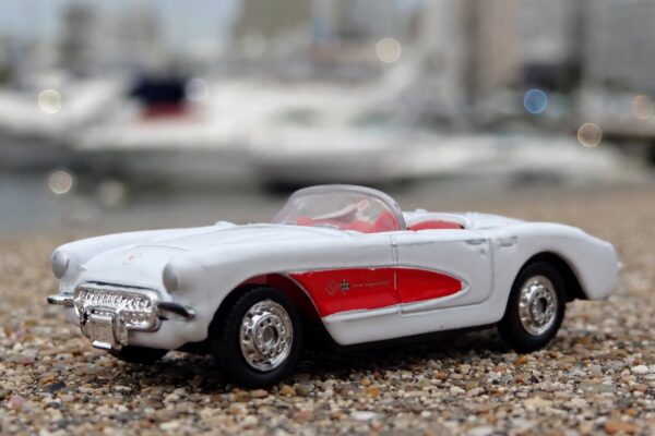 Welly ’57 Corvette review: fuel injection and the first Corvette worth having