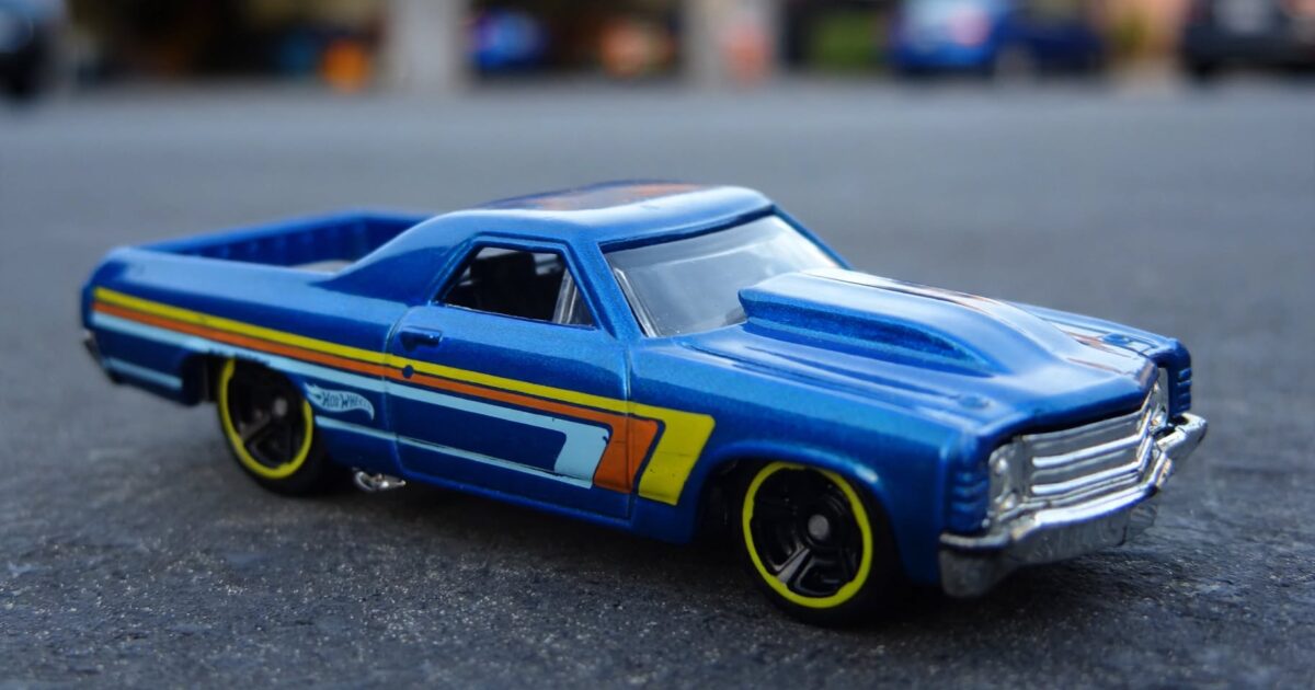 Hot Wheels ’71 El Camino review: half coupe, half pickup, all seventies