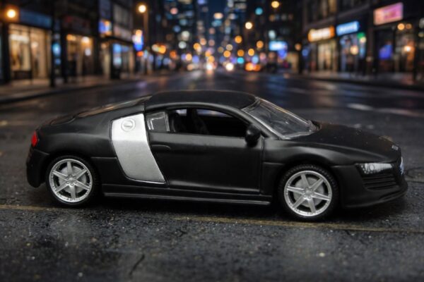 Bburago Audi R8: what happens when a large scale brand builds a small car