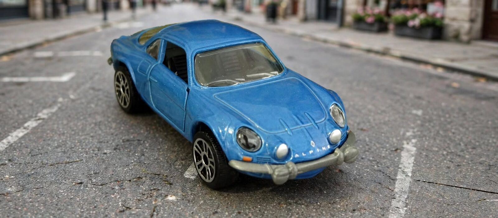 Majorette Alpine A110: the car I told you to buy in the Renault guide