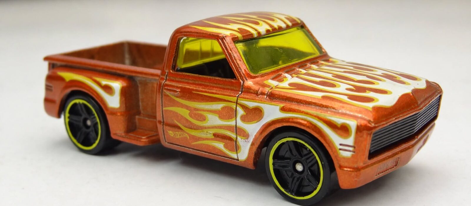 Hot Wheels Custom ’69 Chevy Pickup review: flames over the roof and a rule broken