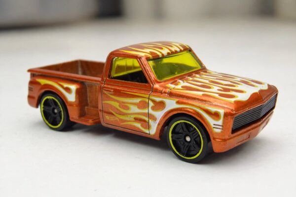 Hot Wheels Custom ’69 Chevy Pickup review: flames over the roof and a rule broken